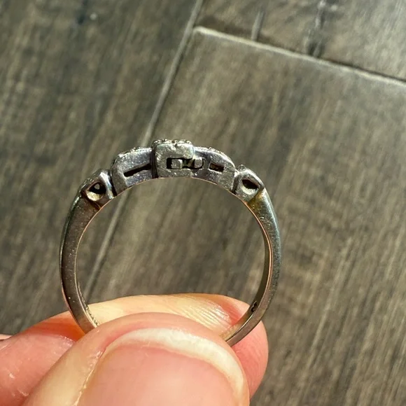 Vintage 1920s to 1930s wedding band Art deco - Picture 3 of 4